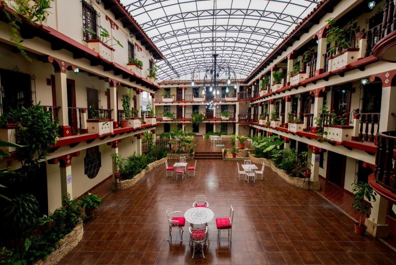 Hotel D'Monica San Cristobal de las Casas Exterior foto
