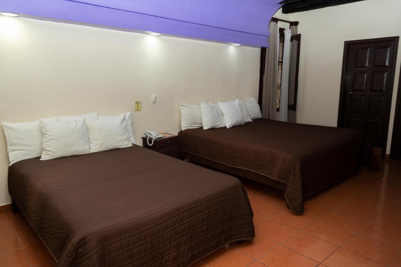 Hotel D'Monica San Cristobal de las Casas Exterior foto