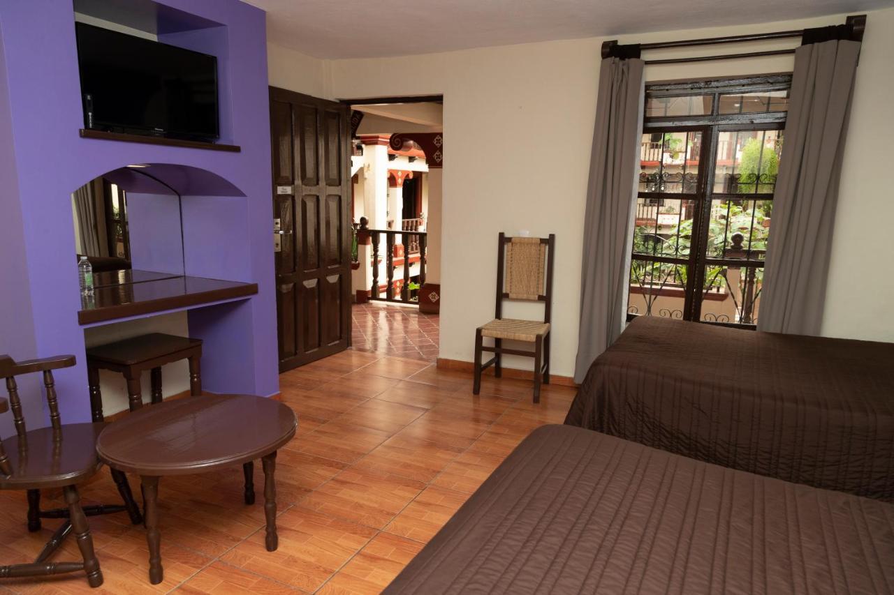 Hotel D'Monica San Cristobal de las Casas Exterior foto