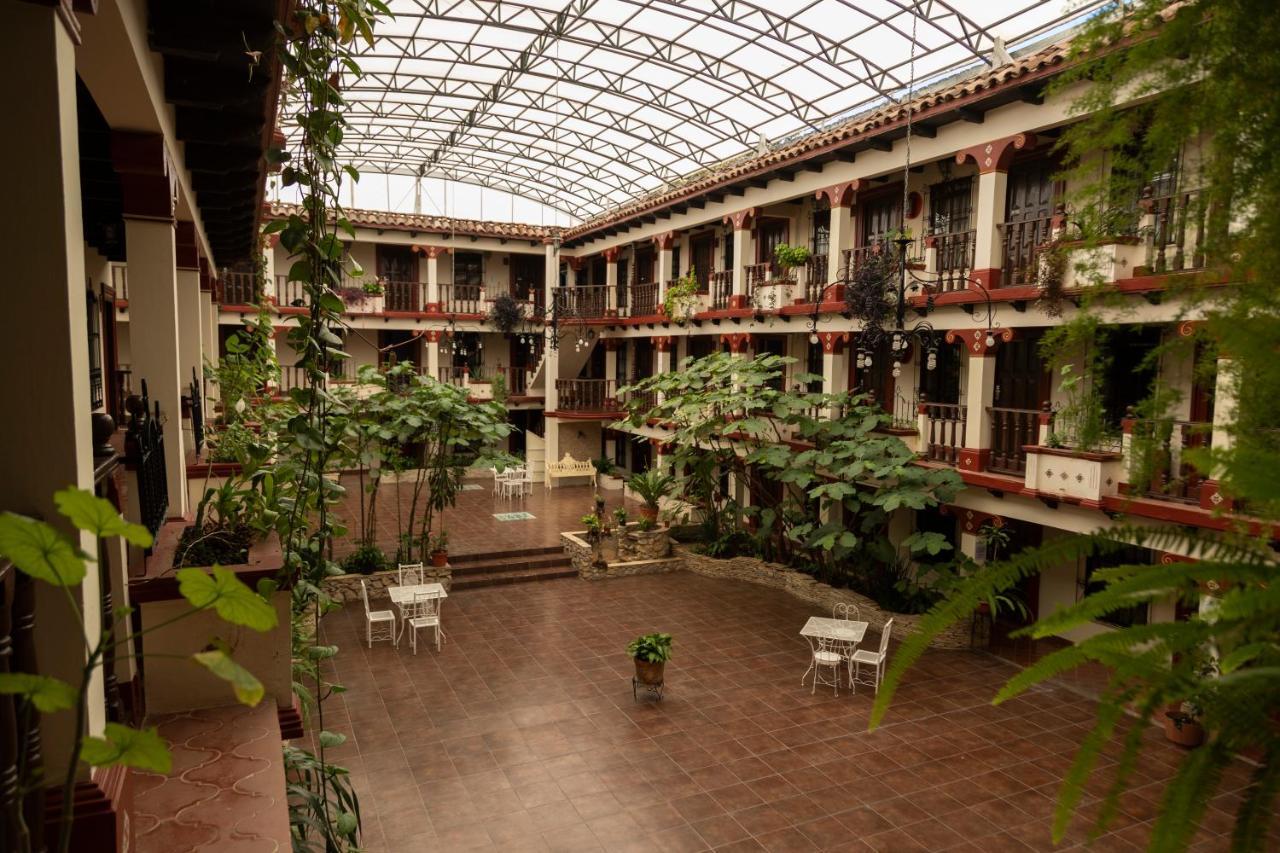 Hotel D'Monica San Cristobal de las Casas Exterior foto