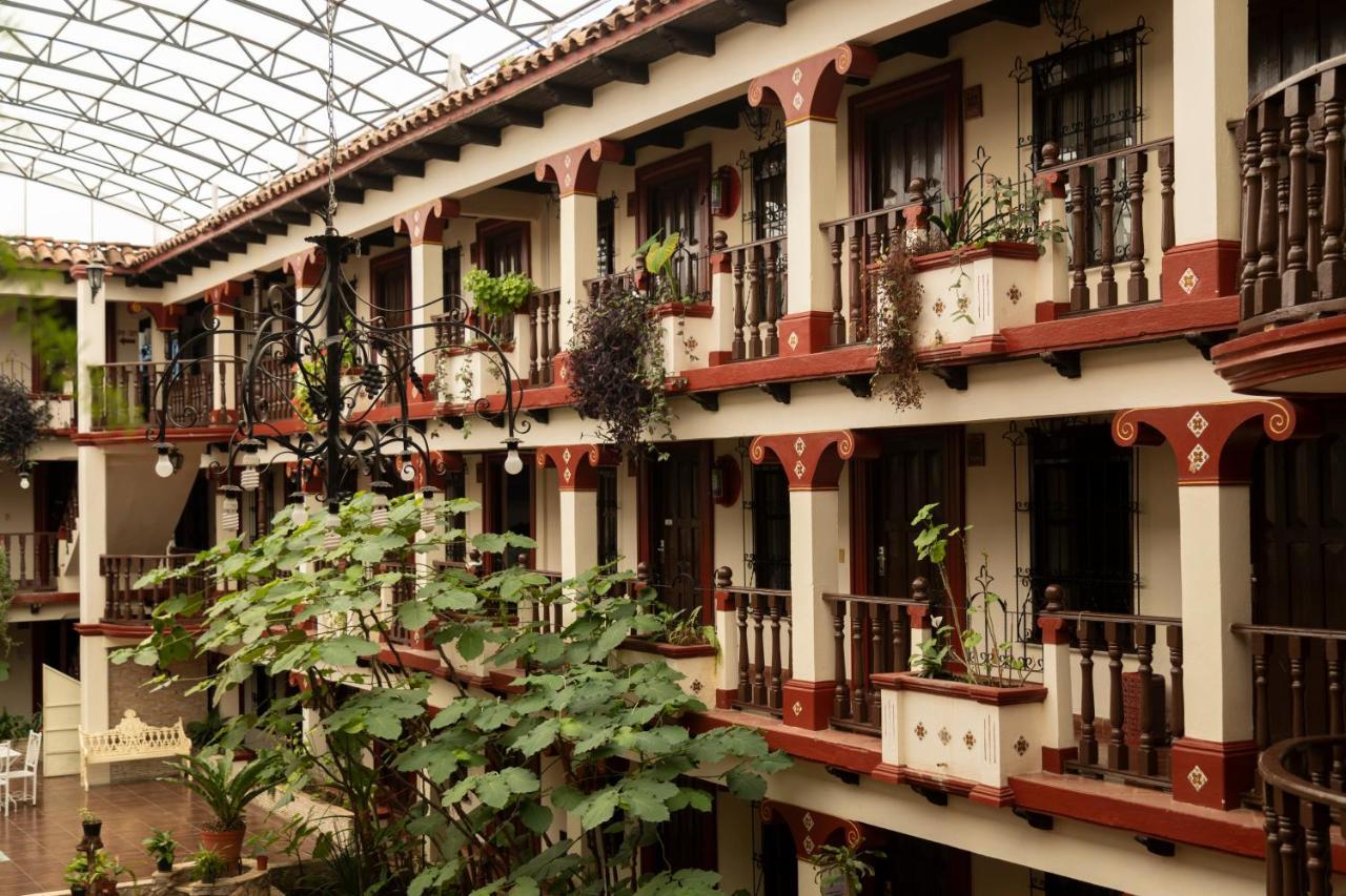 Hotel D'Monica San Cristobal de las Casas Exterior foto